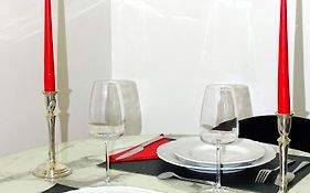 TILIA JOURDAN-Studio Cosy Aix Centre-Cours MIRABEAU-PARKING-WIFI-SMART TV-RUE CALME